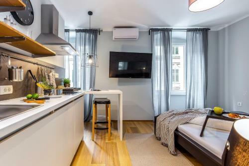 Apartamento Adria Square Studios