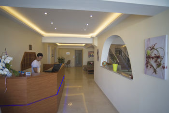 Oasis Hotel