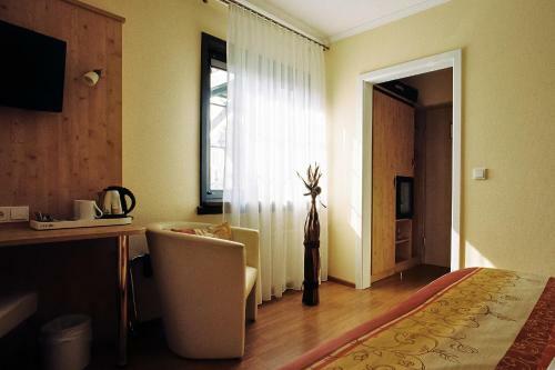 Hostal Hotel Garni Schick