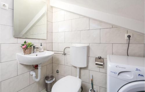 Amazing Apartment In Rijeka With 2 Bedrooms