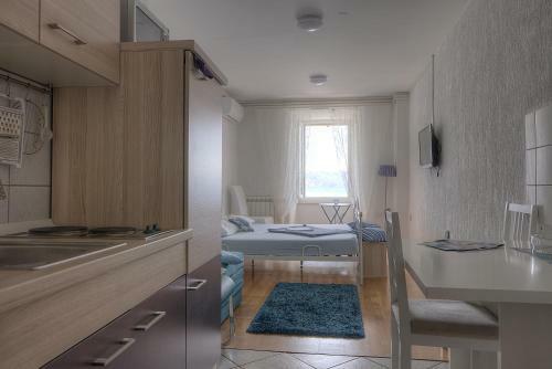 Hostal Apartments & Rooms Josephine