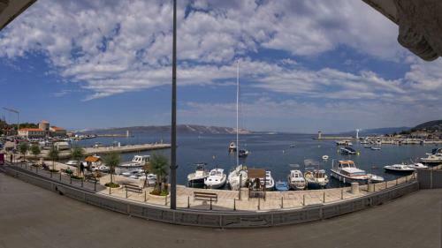 Hostal Apartments & Rooms Josephine
