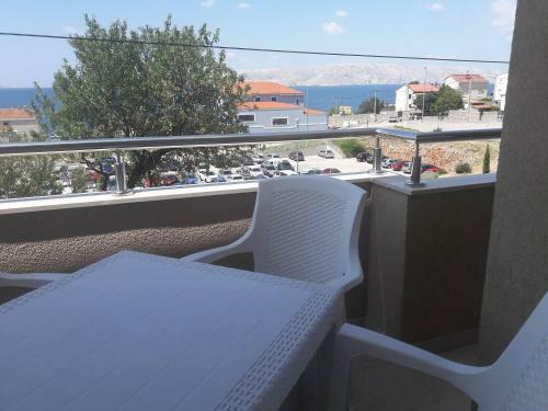 Hostal Apartments And Rooms Lux