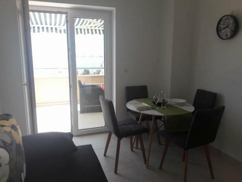 Hostal Apartments And Rooms Lux