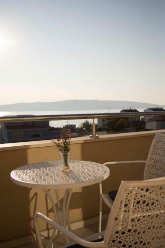 Hostal Apartments And Rooms Lux