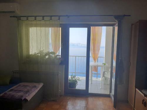 Apartman Ada
