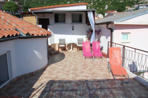 Hostal Guesthouse Donko 1 & 2