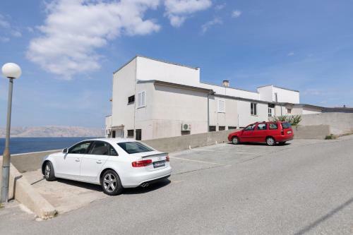 Ivan Apartman