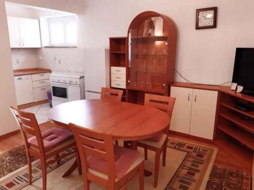 Apartment In Senj 40163