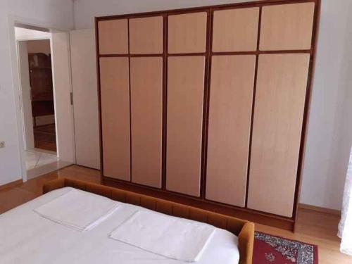 Apartment In Senj 40163