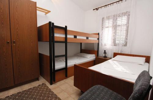 Apartments By The Sea Stomorska, Solta - 782