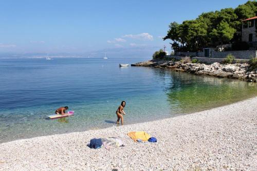 Apartments By The Sea Stomorska, Solta - 782