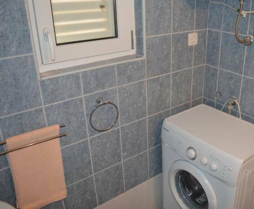 Apartamentos Studio Stomorska With Sea View10