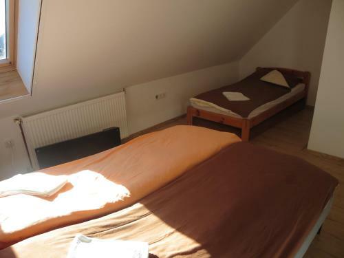 Hostal G�ns Vend�gh�z