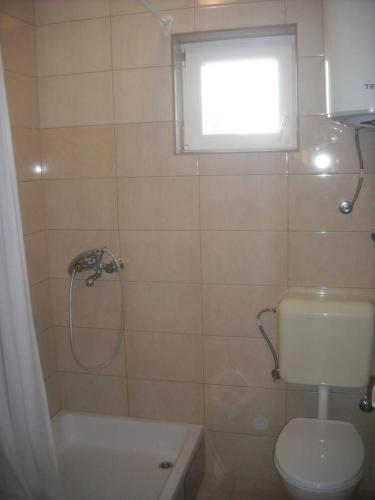 Apartments By The Sea Rogoznica - 11865