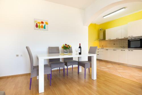 Apartments Villa Maja