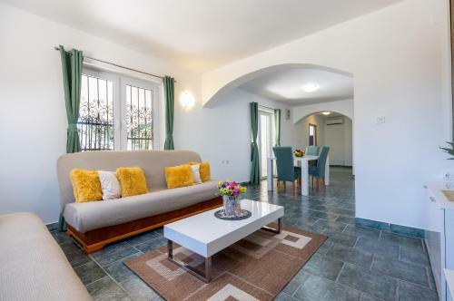 Apartments Villa Maja