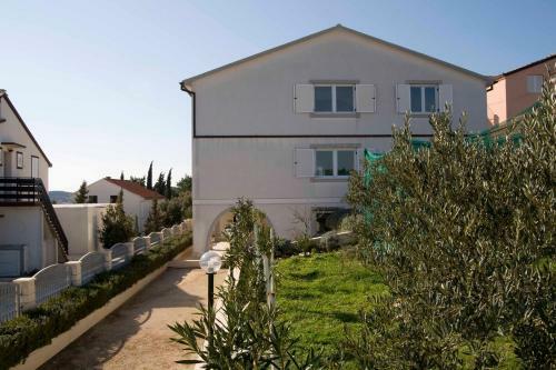 Apartments Villa Maja