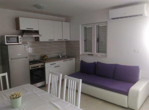 Apartments Garija