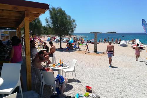 Apartments By The Sea Rogoznica - 16216
