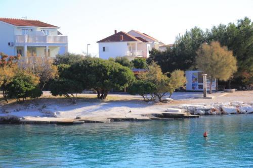 Apartments By The Sea Rogoznica - 16216