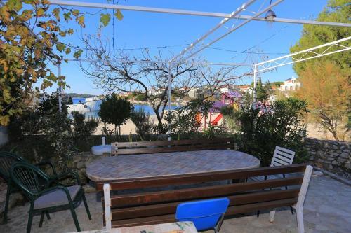 Apartments By The Sea Rogoznica - 16216