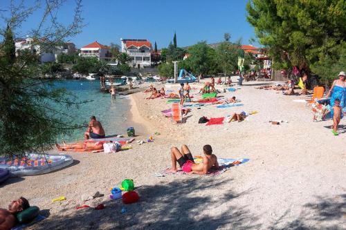Apartments By The Sea Rogoznica - 16216