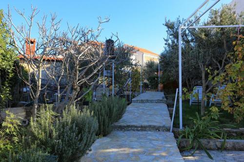 Apartments By The Sea Rogoznica - 16216