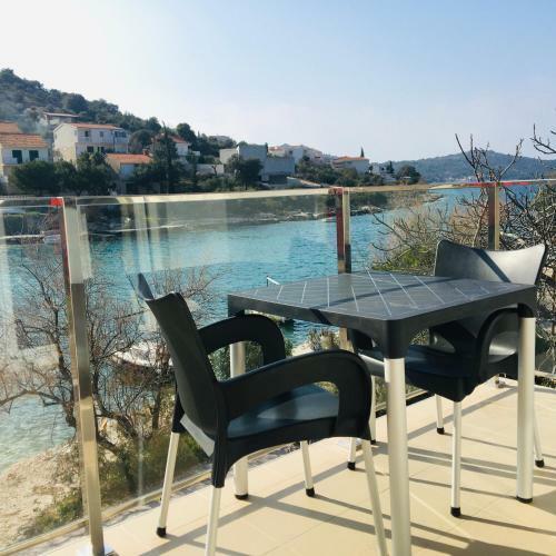 Riva Seafront Holiday Apartments