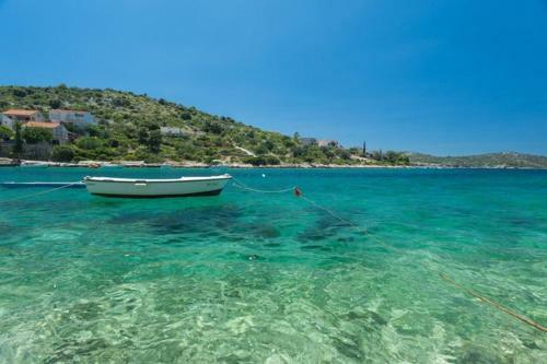 Rogoznica Seafront Apartment 1 In Kalebova Luka