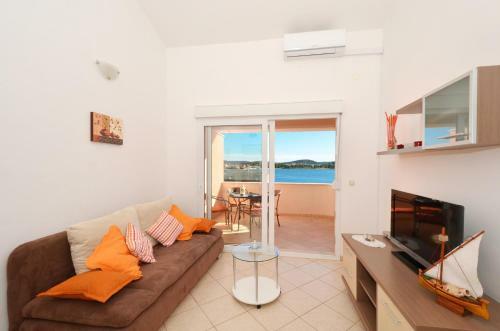 Apartmani Ba?i? Rogoznica