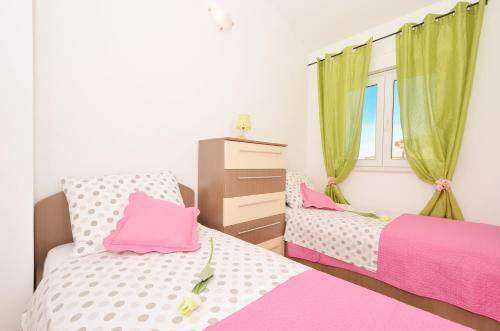 Apartmani Ba?i? Rogoznica