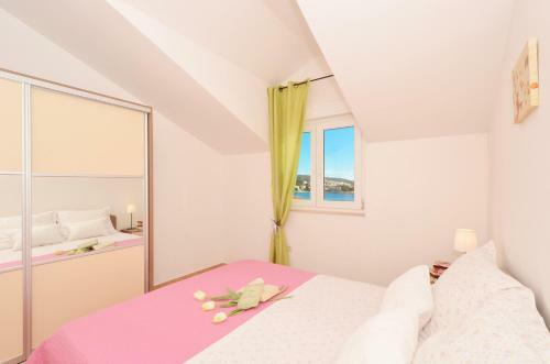 Apartmani Ba?i? Rogoznica