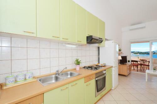 Apartmani Ba?i? Rogoznica