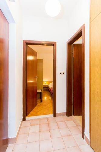 7 Olives Apartments