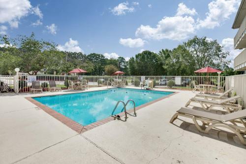 Motel 6 Columbus West