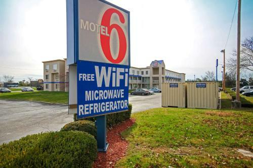 Motel 6 Columbus West