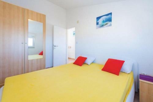 Apartments Leko Rogoznica