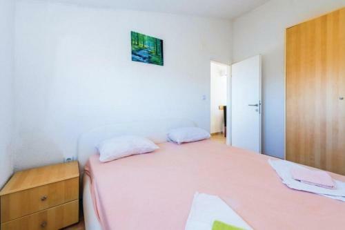 Apartments Leko Rogoznica