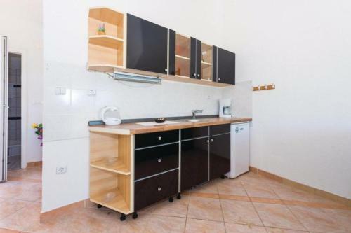 Apartments Leko Rogoznica