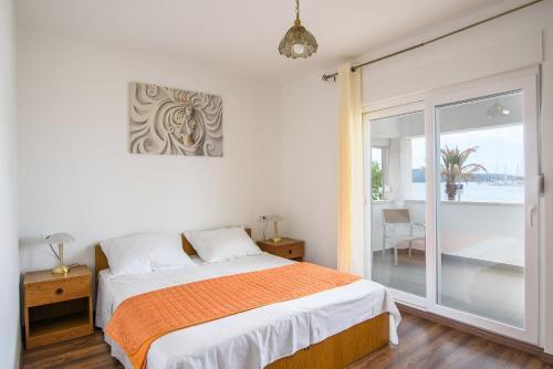 Apartment Zvon - 10 M From Sea