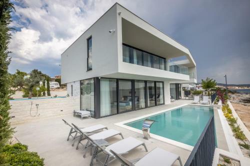 Animare Villas