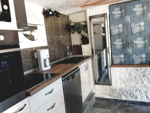 Luxury Villa With A Swimming Pool Rogoznica - 13374