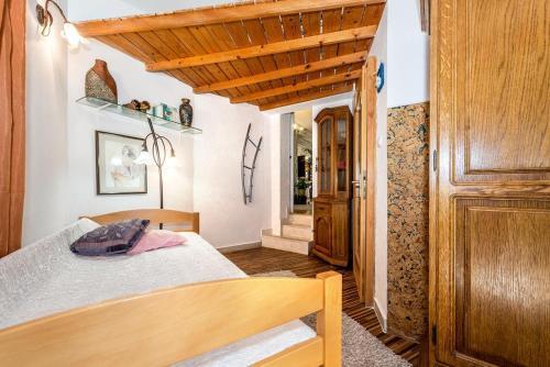 Luxury Villa With A Swimming Pool Rogoznica - 13374