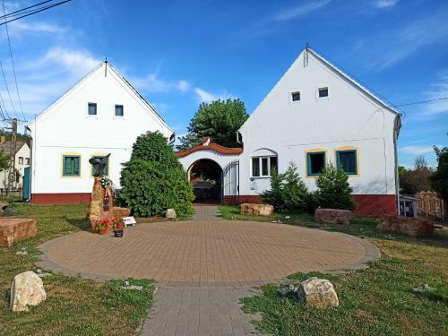 Bed & Breakfast Turul Panzi� & Kult Terasz Konyha