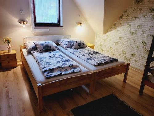 Hostal R�zsalugas Vend�gh�z
