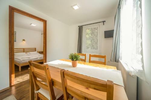Hostal Villa Szilva Vend�gh�z