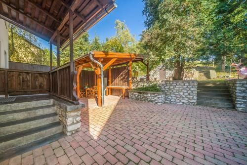 Hostal Villa Szilva Vend�gh�z