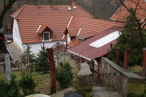 Hostal B�-la Vend�gh�z