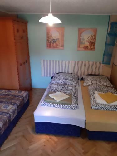 Apartamento Andi �d�l?h�z